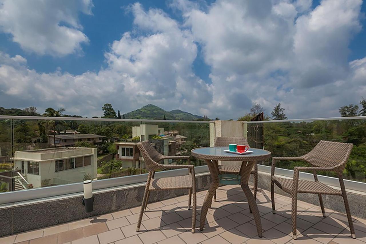 Villa Azul By Stayvista, Offering A Snooker Table, Terrace, Swimming Pool & A Spacious Lawn With A Charming Gazebo For A Perfect Getaway Lonavla Exterior foto